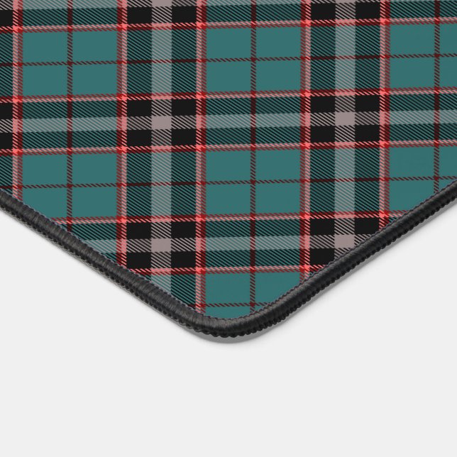 Aquamarines Kariertes, kühnes Muster Vintag Tartan Schreibtischunterlage (Ecke)