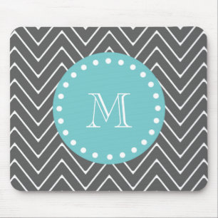 Aquamarines Monogramm des Holzkohlen-Grau-Zickzack Mousepad