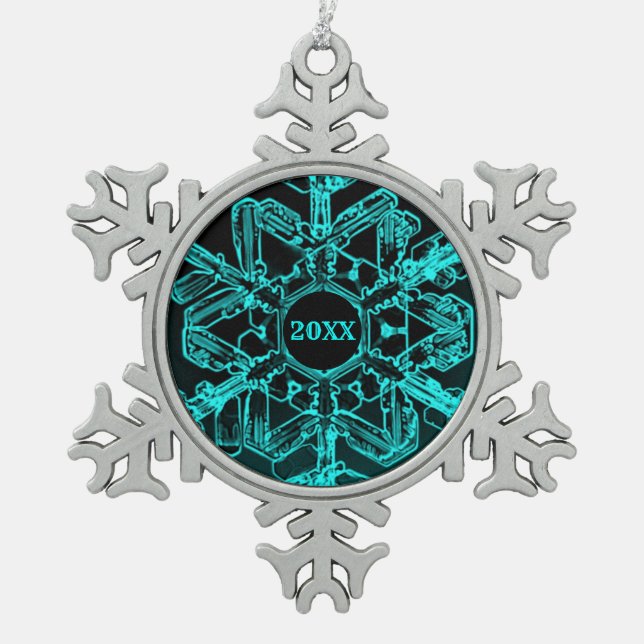 Aquamarines und schwarzes Jahr - Winter Schneeflocken Zinn-Ornament (Vorderseite)