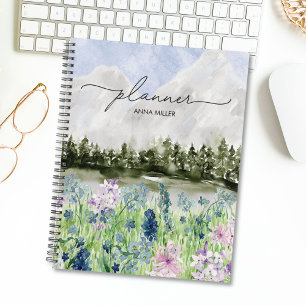 Aquarell Blau Lila Blumenwiese auf dem Berg Planer