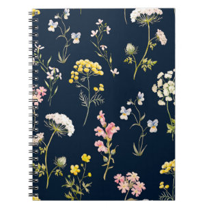 Aquarell-Blumenmuster, zarte Blüten handgezeichnet Notizblock