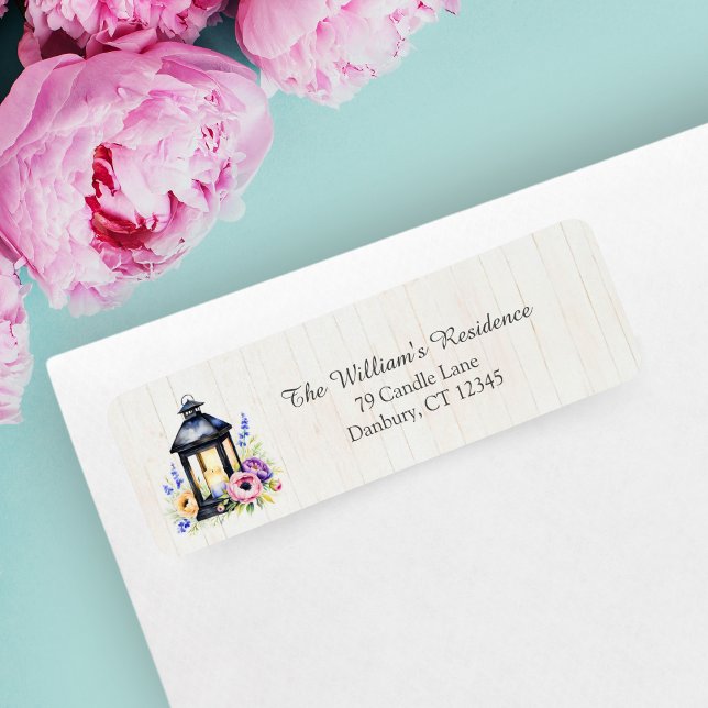 Aquarell Eine rustikale Laterne mit Zinnspitzen (A watercolor ai artwork rustic peonies with lantern as a lovely return address label. )