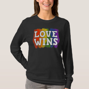Aquarell Lgbt Liebe gewinnt Regenbogenfarbe Typogr T-Shirt