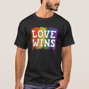 Aquarell Lgbt Liebe gewinnt Regenbogenfarbe Typogr T-Shirt