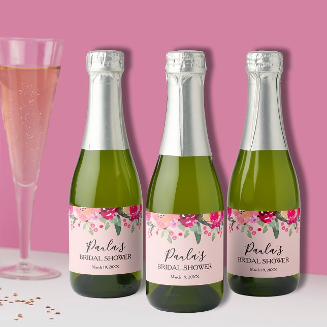 Aquarell Personalisiertes Brautparty Mini (Chic watercolor floral on pink bridal shower mini champagne personalized bottle labels)
