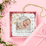 Aquarell Pink Florals Baby Birth Stats Foto Keramikornament<br><div class="desc">Neue Babygeburtstati Foto Weihnachtsschmuck. Das Design besteht aus zwei Fotos, einem Foto auf der Vorderseite und einem auf der Rückseite. Zeigen Sie das Foto Ihres neuen Babys an. Das Geburtsdatum wird an der Seite angezeigt und der Name des Babys und die Geburtsdaten befinden sich unten. Schöne Blumenarrangements mit rosa Blume...</div>