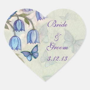 Aquarell-Schmetterlinge und blaue Blumen Hochzeit Herz-Aufkleber