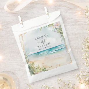 Aquarell Strand Szene Sommerhochzeit mit Blumenmot Geschenktütchen