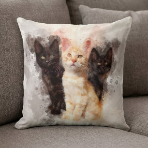Aquarell-Trio aus süßen schwarzen und orangefarben Kissen