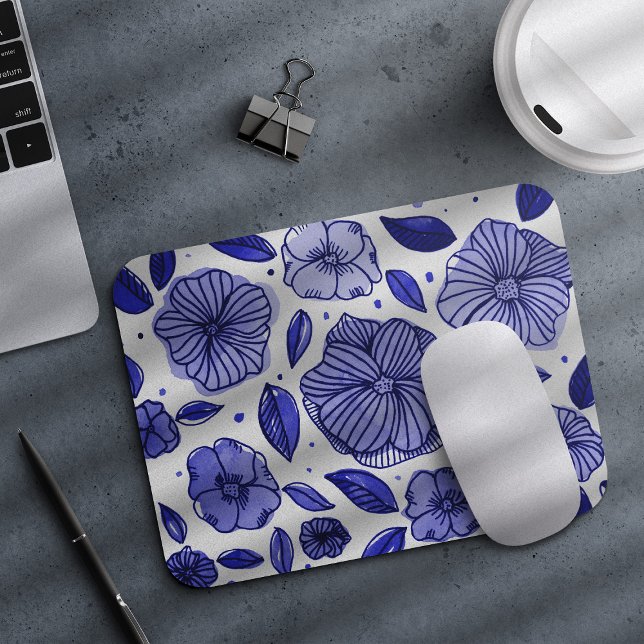 Aquarell und Blume - blaue Farbpalette Mousepad (Von Creator hochgeladen)