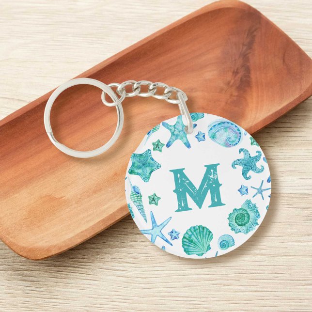 Aquarellblaue Muscheln und Starfish Monogramm Schlüsselanhänger (Watercolor Blue Sea Shells and Starfish Monogram Keychain)