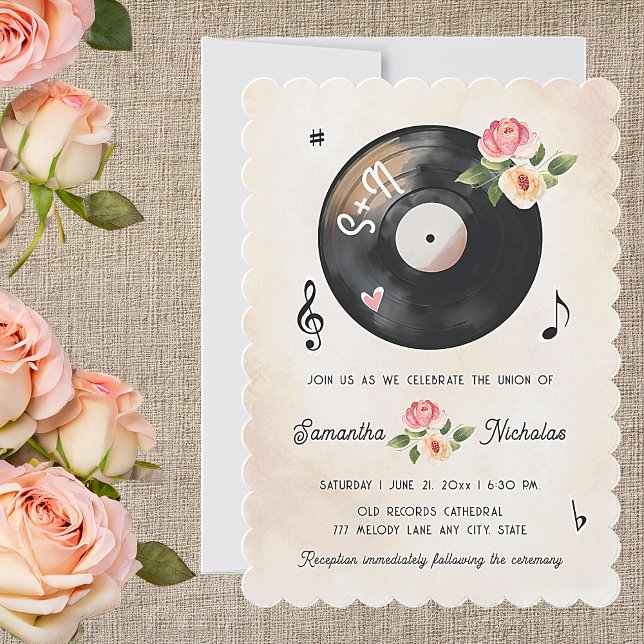 Aquarellfarben - Vinyl Record Hochzeit Einladung (A beautiful monogrammed vinyl record themed wedding invitation with a vintage elegant aesthetic.  )