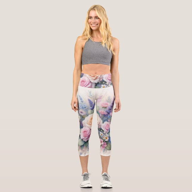 Aquarellfarbene Blume in sanften Pastellfarben Capri Leggings (Vorderseite)