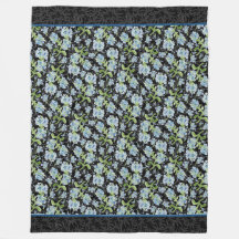 Aquarellfarbene Plumbago-Blume auf Schwarz