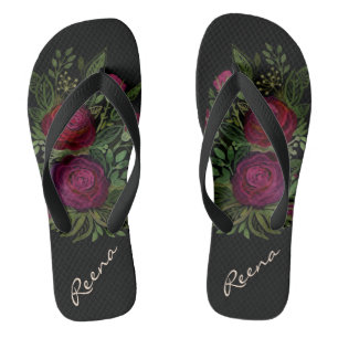 Aquarellfarbene Rose auf schwarzem Hintergrund, Aq Flip Flops
