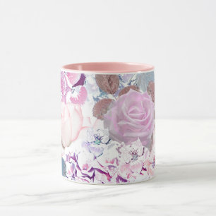 Aquarellfarbene Rose und Hydrangeas. Tasse