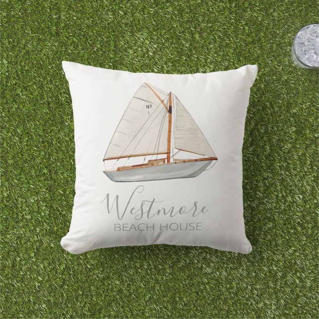 Aquarellfarbenes Sailboat Beach House Kissen (Golfball-Marker)