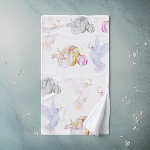 Aquarellpumpen und Weißtauben-Erntedank Handtuch