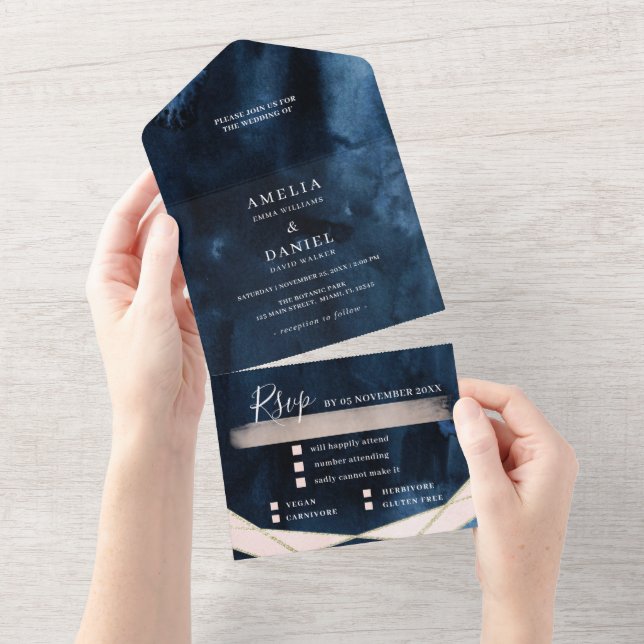 Aquarelltextur Moody Navy Blue Pink Hochzeit All In One Einladung (Abreißen)