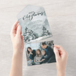 Aquarellwald | Frohe Weihnachts-Fotokarte All In One Einladung<br><div class="desc">Ihr Foto wird zusammen mit einem majestätischen, immergrünen Wald in Aquarelltönen präsentiert. Die Oberseite der Karte hat eine Aquarellgrüße, die "Frohe Weihnachten" in Handschrift und ein Gruß, dass sagt "Mai diese Feriensaison bringen Sie naher zu all denen, die Sie Schatz in Ihrem Herzen. Wir wünschen Ihnen ein frohes Weihnachtsfest und...</div>