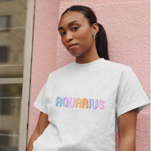 Aquarius typography trendy zodiac bunt T-Shirt