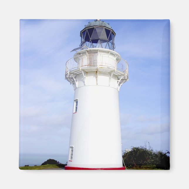 Araroa, Neuseeland. Ein Leuchtturm gibt Magnet (Vorne)