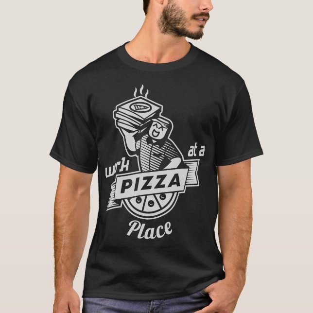 Arbeiten am Pizzaplatz T-Shirt (Vorderseite)