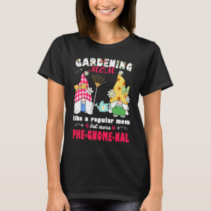 Arbeiten in meinem Garten mit meinen Gnomies gnome T-Shirt