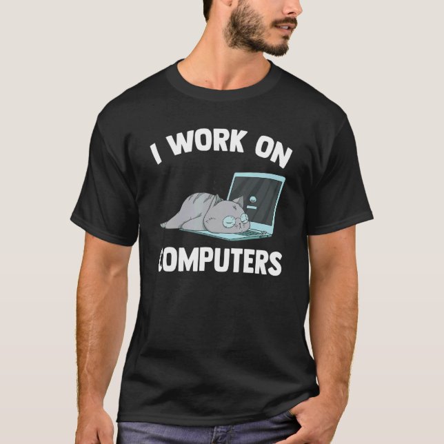 arbeitende Katze Laptop-Programmierer T-Shirt (Vorderseite)