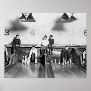 Arcade Bowling Alley, 1909. Vintage-Foto Poster