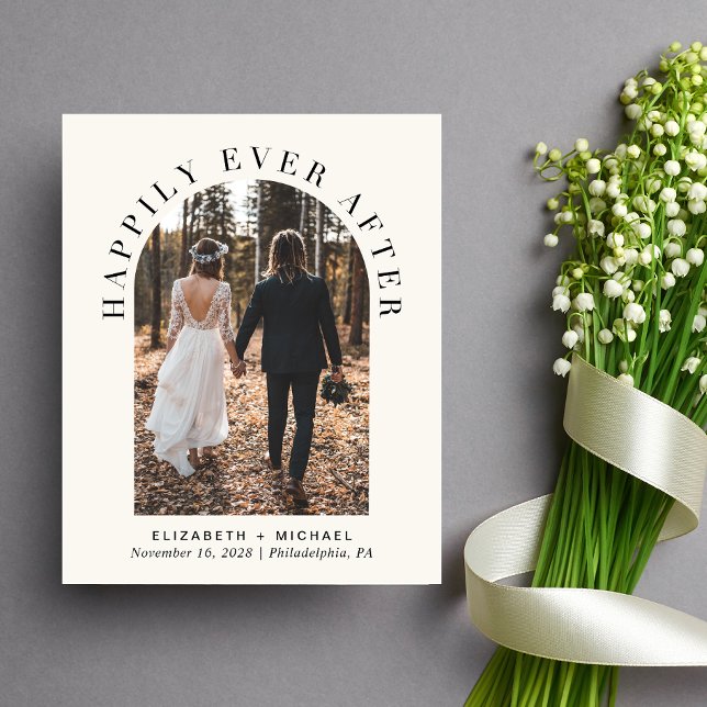 Arch Foto Cream Wedding Empfang Einladung (Celebrate your love story with an invitation showcasing your favorite photo in an elegant arch frame)