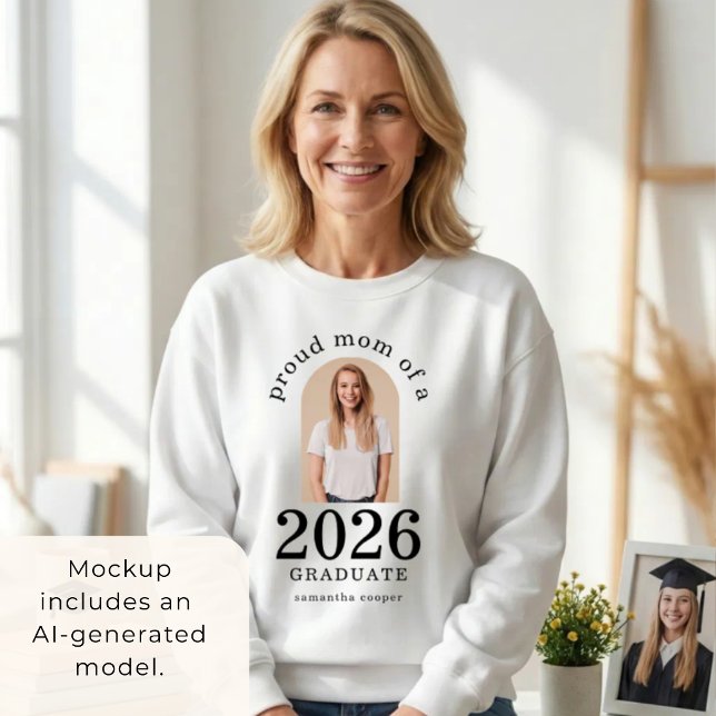 Arch Foto Proud Mama 2025 Graduate Sweatshirt (Von Creator hochgeladen)