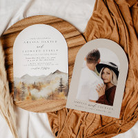 Arched Boho Watercolor Mountain Wedding Einladung