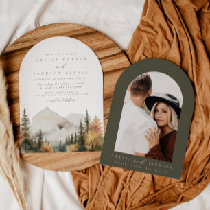 Arched Boho Watercolor Mountain Wedding Einladung