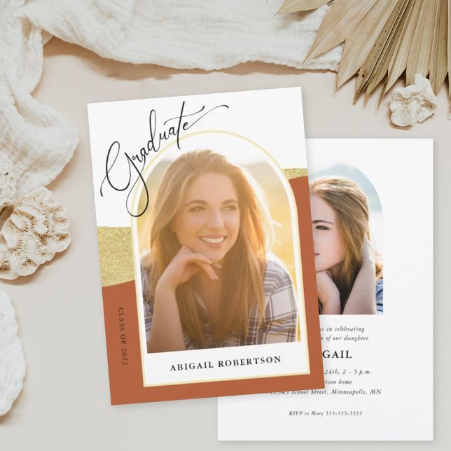Arched Fotos Terracotta & Gold Graduation Party Einladung (Von Creator hochgeladen)