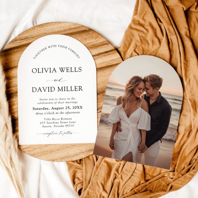 Arched Modern Black & White Minimalistisch Wedding Einladung (Von Creator hochgeladen)