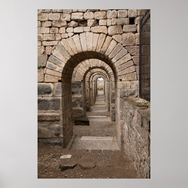Arched Walking in Pergamon Poster (Vorne)