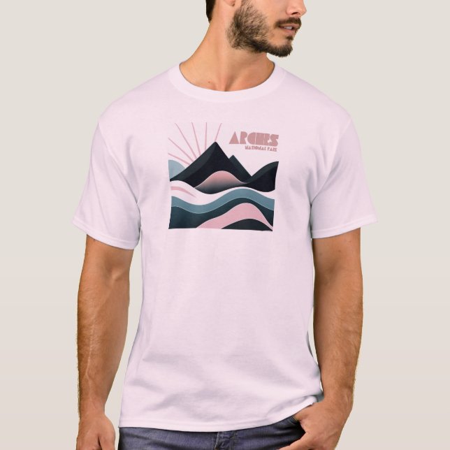 Arches National Park Farbenfrohe Hügel T-Shirt (Vorderseite)