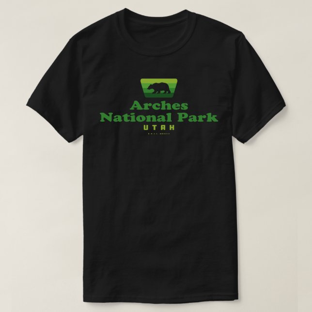 Arches National Park Retro Abzeichen Bear Green T-Shirt (Design vorne)