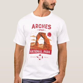 Arches National Park T Delicate Arch Vintag Utah T-Shirt