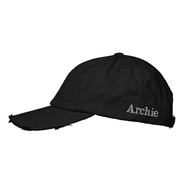 "Archie" Männername bestickt, Bestickte Baseballkappe (Links)