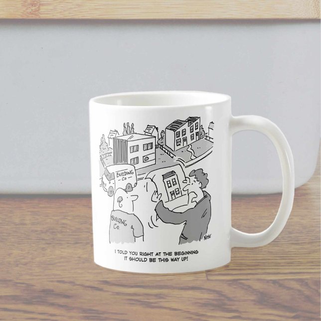 Architekt und Bauherr schauen sich die Pläne des H Kaffeetasse (Von Creator hochgeladen)