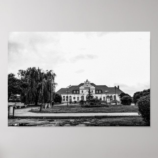 Architektur des belarussischen Bahnhofs Poster (Vorne)