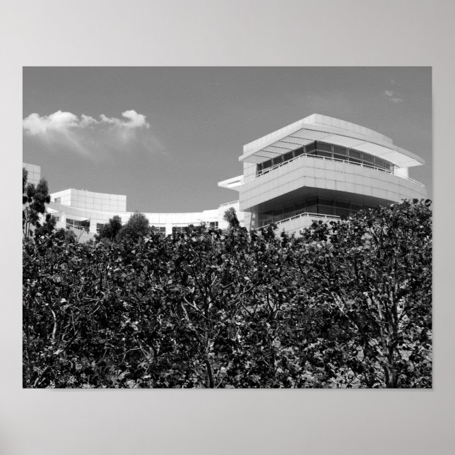Architektur im Getty Center in Schwarz und Weiß Poster (Vorne)