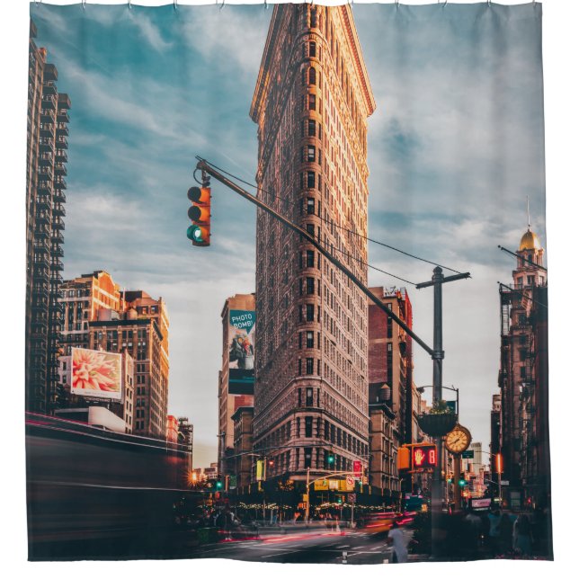 ARCHITEKTURELLE FOTOGRAFIE DES BROWNEN GEBÄUDE DUSCHVORHANG (Vorderseite)