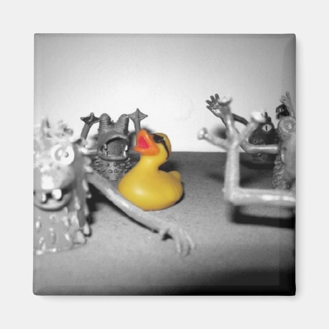 Arg! Monster!" Rubber Duck Magnet (Vorne)
