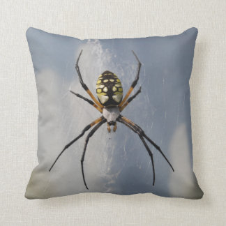 Argiope-Spinnenkissen Kissen
