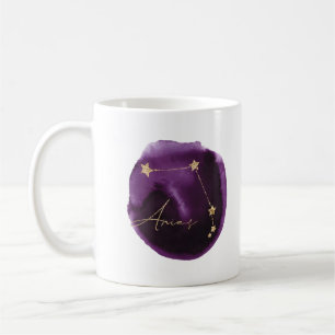 Aries gibt Tasse zur Konstellation benutzerdefinie