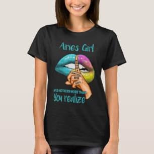 Aries Girl weiß mehr als sie sagt T-Shirt