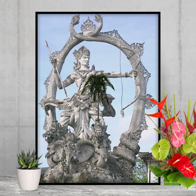 Arjuna Statue Poster (Von Creator hochgeladen)